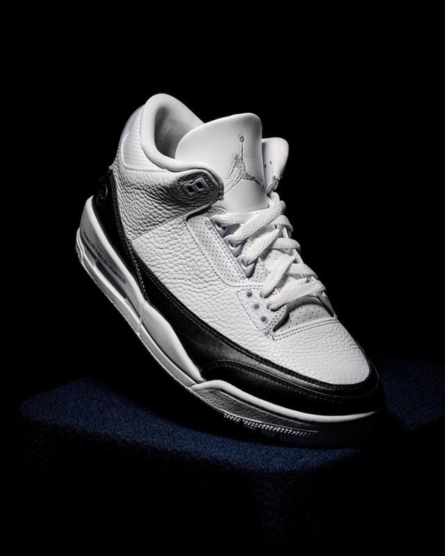 AJ1“大闪电倒钩”，网友直呼：买不起，买不起！