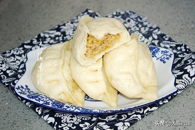立秋刚过，家人就馋这馅的蒸饺了，比包子还好吃，做法有窍门