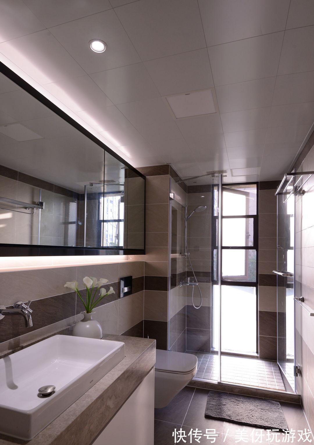 李文伟|将时光碎片收集起来,在光影间,拼凑出让人踏实的安居之所