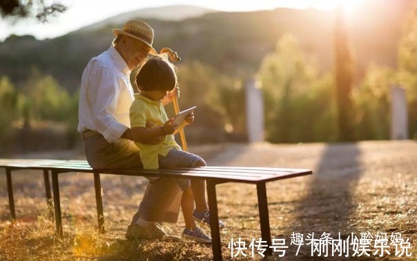 父母|将来“挣大钱”的孩子,小时候多半有3种特征,中的父母就偷乐吧