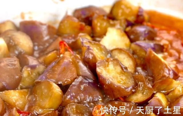 茄子这么做实在是太香了！简单又下饭，吃它真过瘾！