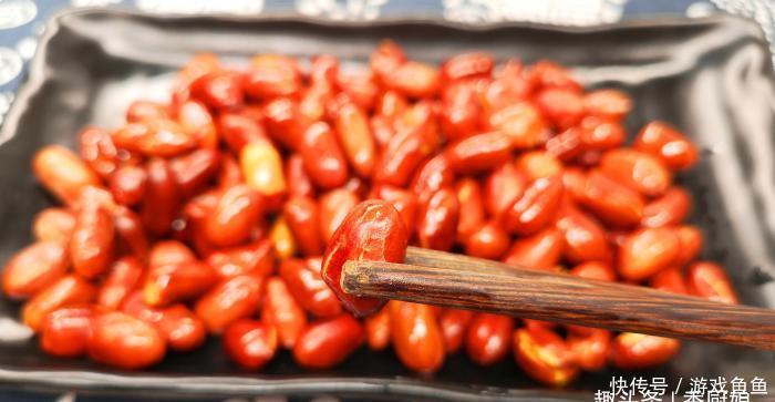 大错特错|炸花生米时,出锅直接撒盐大错特错,教你一招,花生酥脆不返潮