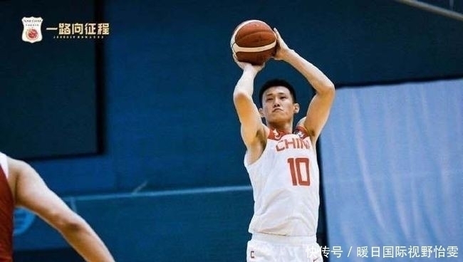 周鹏|曝中国男篮新队长!易建联离队你就是核心,战功赫赫实至名归