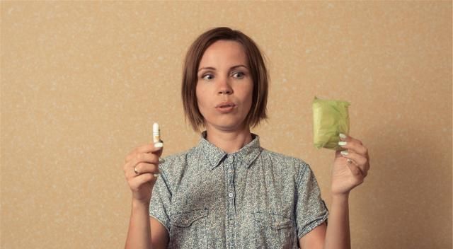 藏红花|女人来姨妈时，谨记“2洗、3不洗”，排出污血，子宫或慢慢变干净