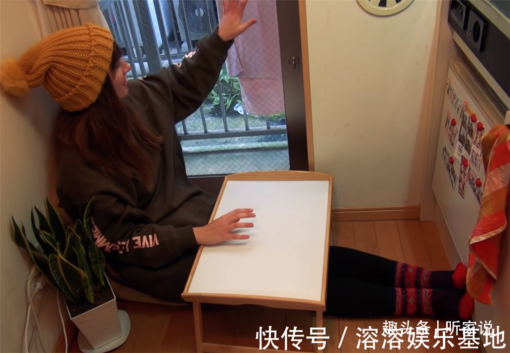 缝隙房|90后姑娘住进日本8㎡“缝隙房”,吃饭坐地上,睡觉爬梯子