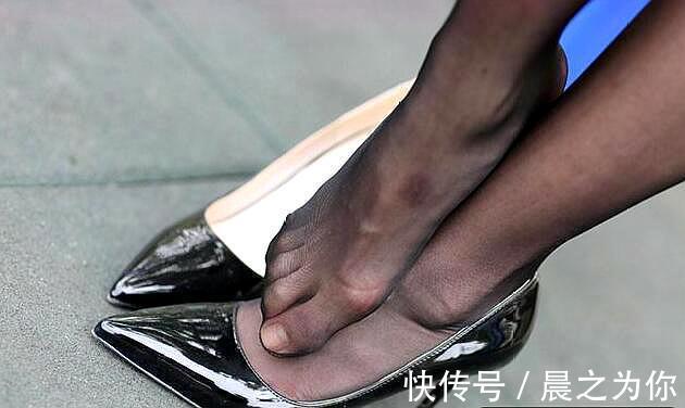 都市丽人 -经典时尚的细脚高跟鞋,凸显出女人很强的时尚气质,优雅又迷人!