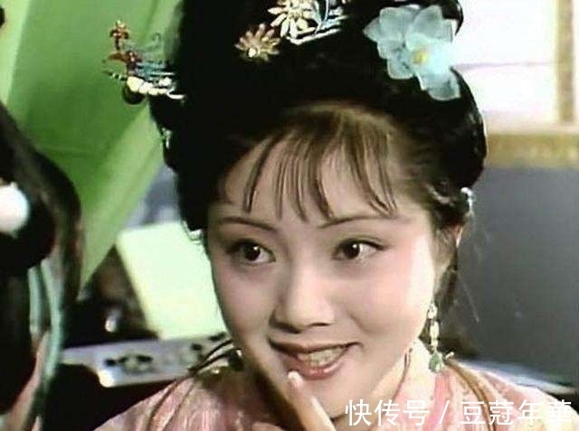 林黛玉$林黛玉死前给薛宝钗留下4样东西?薛宝钗睹物思人,皆是眼泪