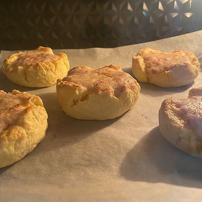 玫瑰冰乳酪司康