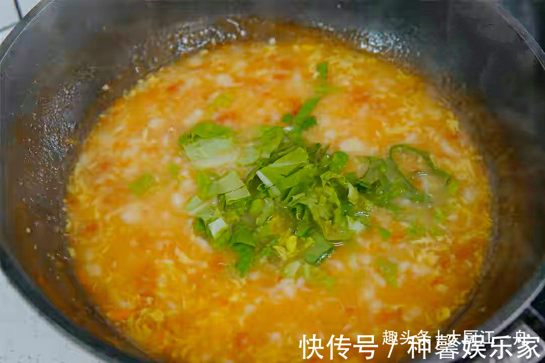 西红柿疙瘩汤|做西红柿疙瘩汤，切记别直接倒入鸡蛋，教你一招，蛋花均匀又好喝