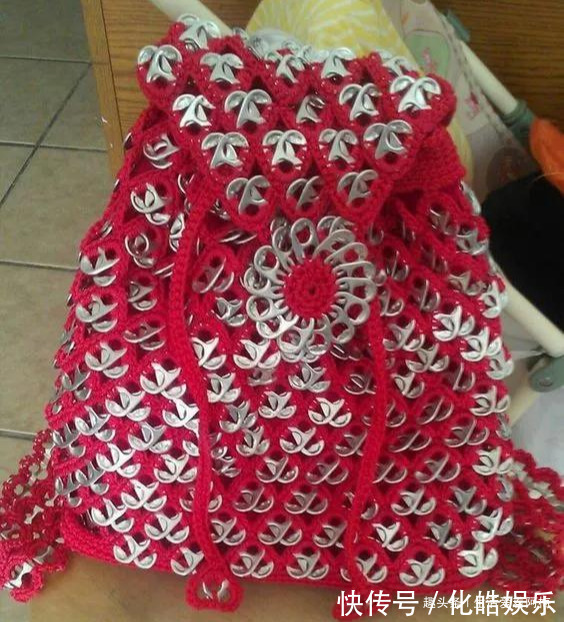 在易拉罐拉环上编织，钩成的包包耐看耐用！DIY变废为宝附教程