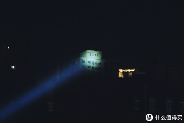 光剑在手，黑暗你走——纳丽德L10MAX白激光手电