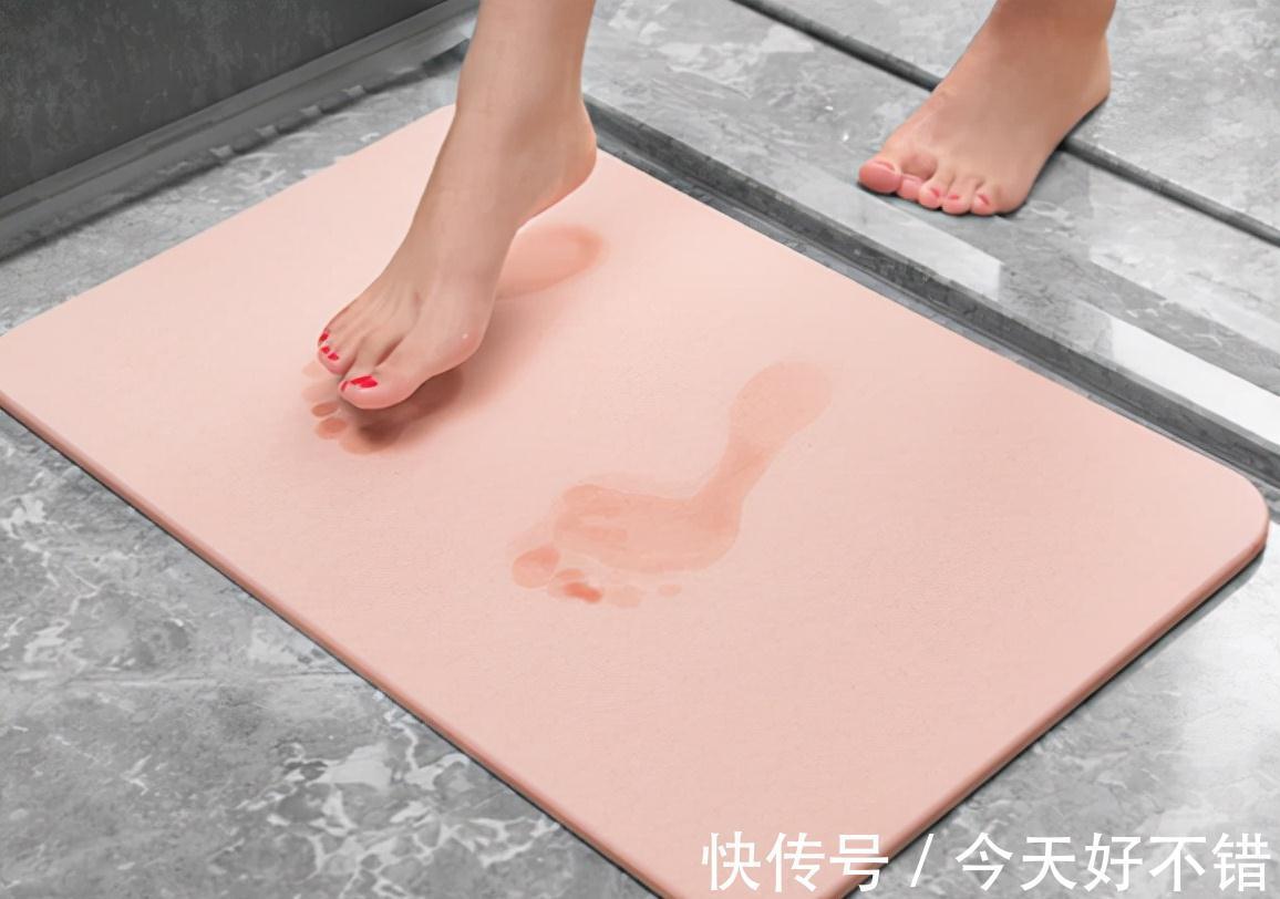 刮水器|这些卫生间的“高级货”,真的很不实用,竟还有人愿意“白花钱”