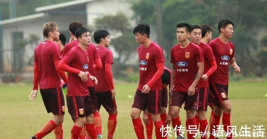 集训队|还记得3年前组建的55人国足集训队吗?如今只剩3人还在铁家军!