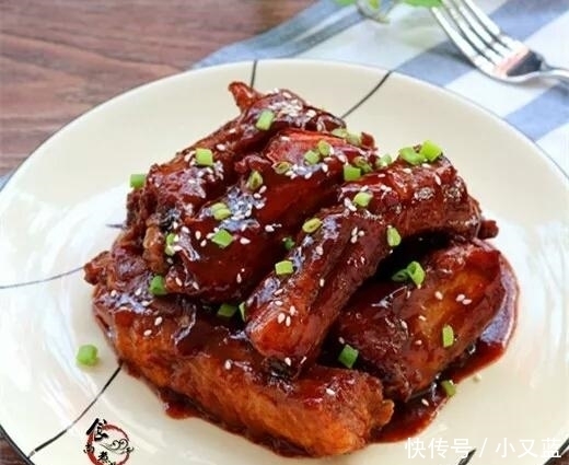 做了几道美食,越冷吃越香,有菜有肉,儿子吃体格强壮,不怕冻