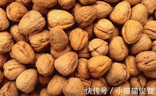 补脑|核桃只能补脑错,除了滋肝肾、强筋骨之外,它还有一最重要功效