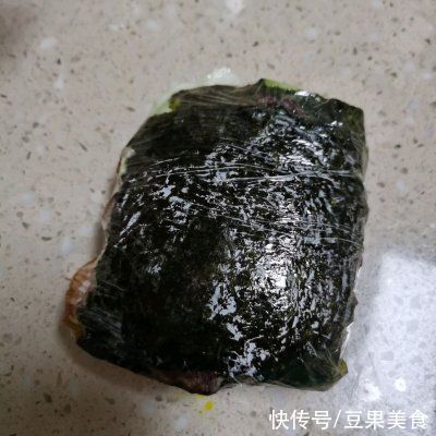 海苔卷|这道紫米鸡腿海苔卷，一上桌就被哄抢一空