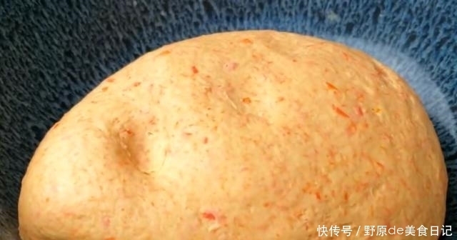 胡萝卜要多吃,教你新做法,加4个鸡蛋,营养美味,比吃肉还要香