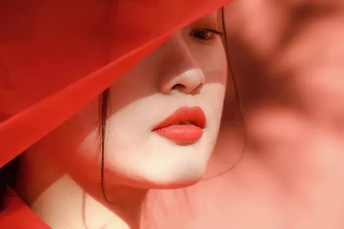 我们用红色征服了全世界!