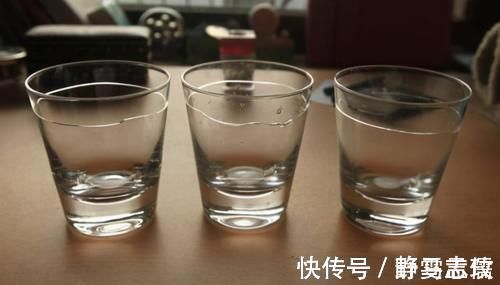 毒药|有传言说:家里的凉白开是毒药,一口都不能喝,这是不是谣言?