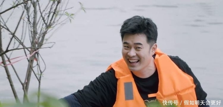 小树苗 在《向往的生活》被誉为综艺感最强的人 如今靠尬笑维持综艺感