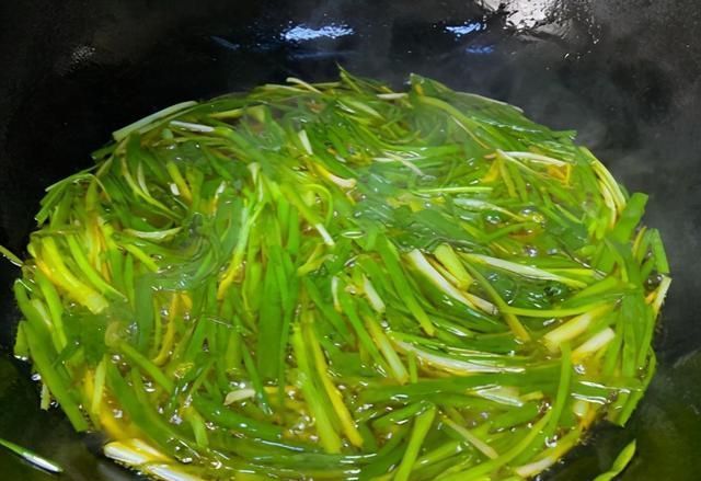 面条这做法太香了,做法简单又省事,一周吃5次也不腻,特解馋