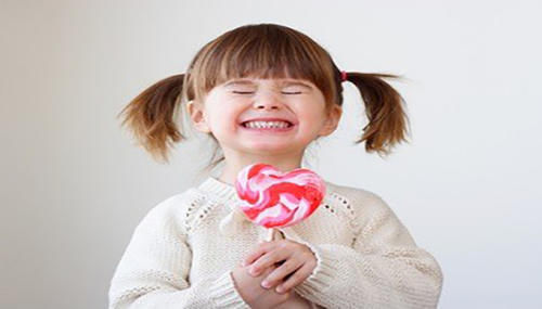 儿子|儿子长了一口“鲨鱼牙”，妈妈连忙送医，医生无知害了孩子