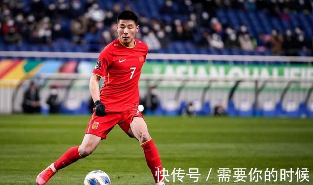 中国男足|0-2,惨败!国足彻底出局,半场0射门,王燊超送点,李霄鹏黑脸