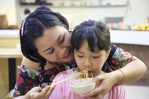 食物|7岁女孩无意被查出脾胃衰竭!这3种食物是伤脾王,少喂娃