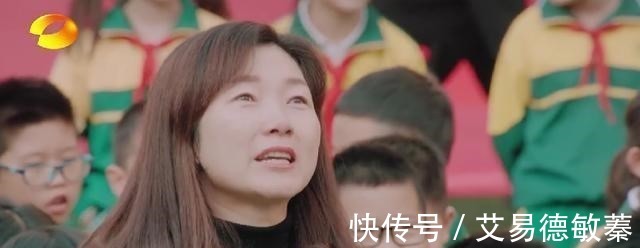 小男孩|小男孩训斥父母偏心,看到妹妹的脸后,网友调侃:很难不偏心