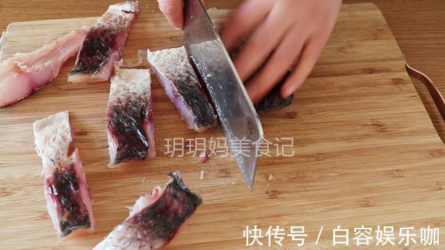 鱼肉|教你正宗腌腊鱼的方法，配料简单味道足，保存时间越长吃起来越香