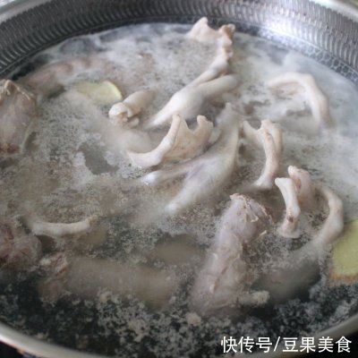 鸭脖子|#夏日开胃餐#媲美周黑鸭的卤货