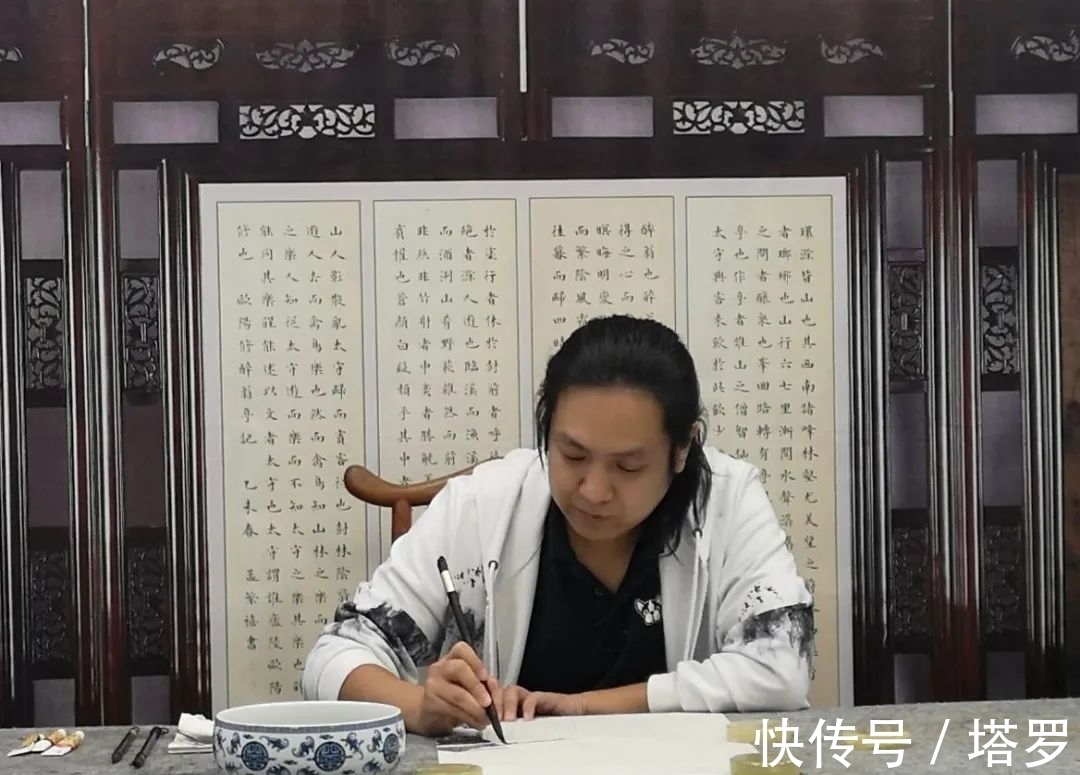 名师|“传统山水”获奖作品，看看名师如何点评！