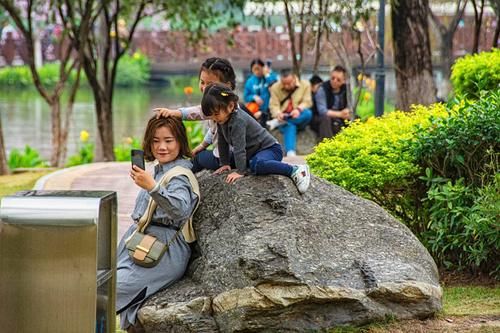 周未|摩天轮下的春花盛宴，春到白云湖