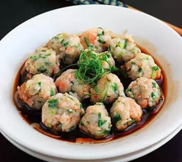 美食精选:鲜菌炒苦瓜,剁椒金针菇,螃蟹粥,豉油鲜虾韭菜丸的做法