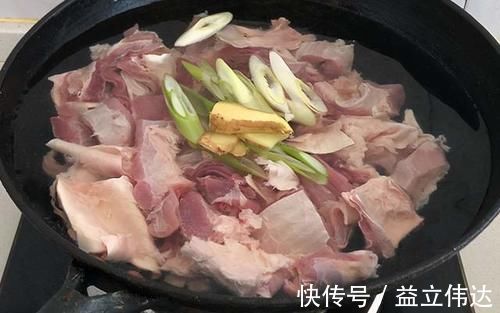 冬天常吃这种肉，暖胃又暖身，记住2个技巧，色泽红亮，肉嫩多汁