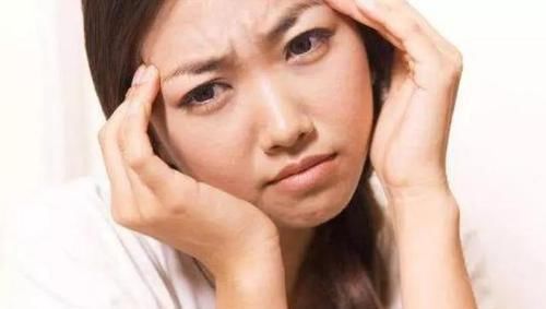 就医|月经期出现“3种”症状，要及时就医检查，别拖到“宫颈癌”晚期