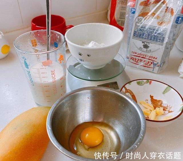 奶油|芒果千层盒不用买,自制超简单,基本零难度一次就成功