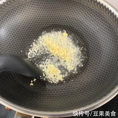 植物油|#巨下饭的家常菜#蒸蒜蓉粉丝大虾