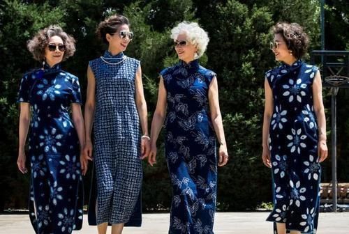 别再做“老年款”发型了,老气横秋又土气,这三种发型时髦又减龄