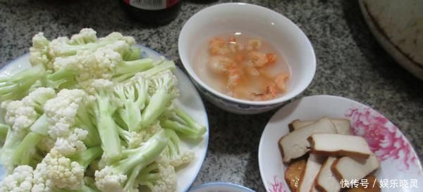 它补钙能力一流,钙含量与牛奶媲美,隔三差五给孩子吃,能长高个