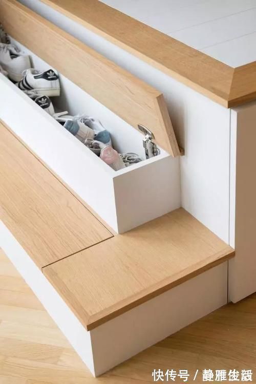 公寓|单身小姐姐买20平公寓，打个地台上面是客厅，下面抽张床出来睡觉！