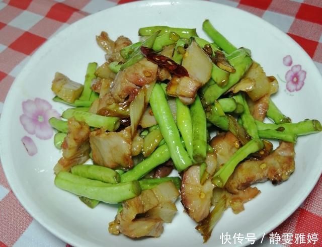 三伏天就爱这道家常小炒菜,三个窍门,鲜香不油腻,好吃更下饭
