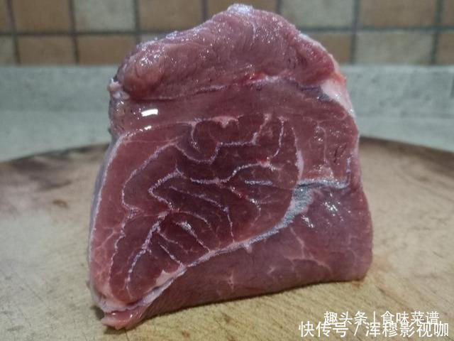  最关键|怎样炖牛肉吃着才软烂鲜香，老师傅告诉我，只需一勺，轻松搞定