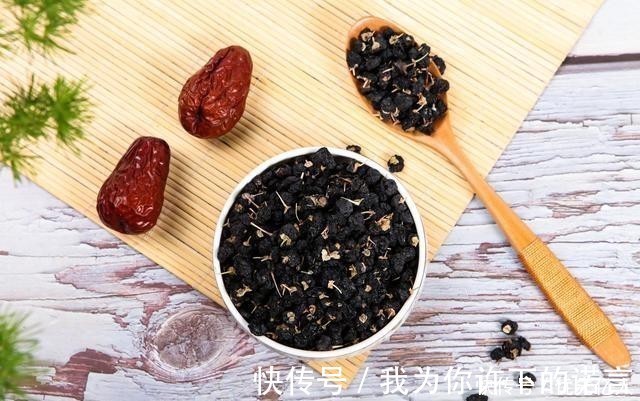 白粥|若想稳定血糖,除了不吃“甜食”,3物请撤下饭桌,忍住就是赢