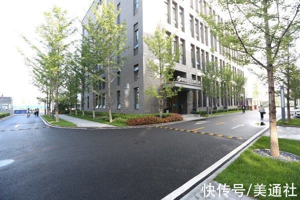 联东U谷|“协同创新，微笑发展”系列活动 -- 媒体走进联东U谷北京园区
