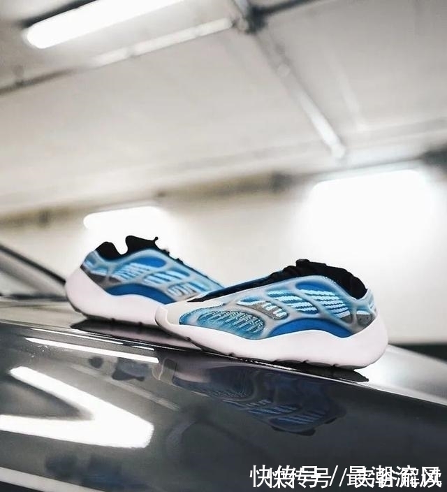 外加 侃爷成美国历史上最富有黑人,联名的Yeezy你觉得算不算贵?