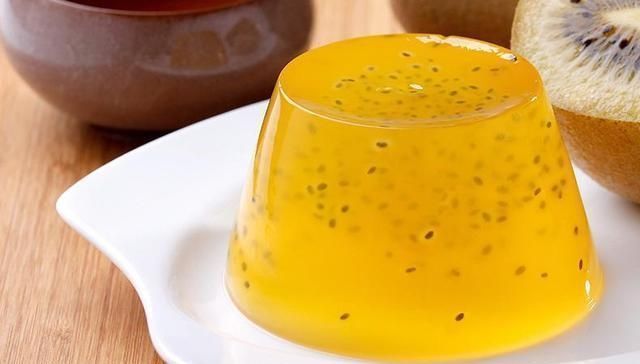 添加剂|这4种零食已被列入“黑名单”，为了下一代，孩子再馋也不给吃