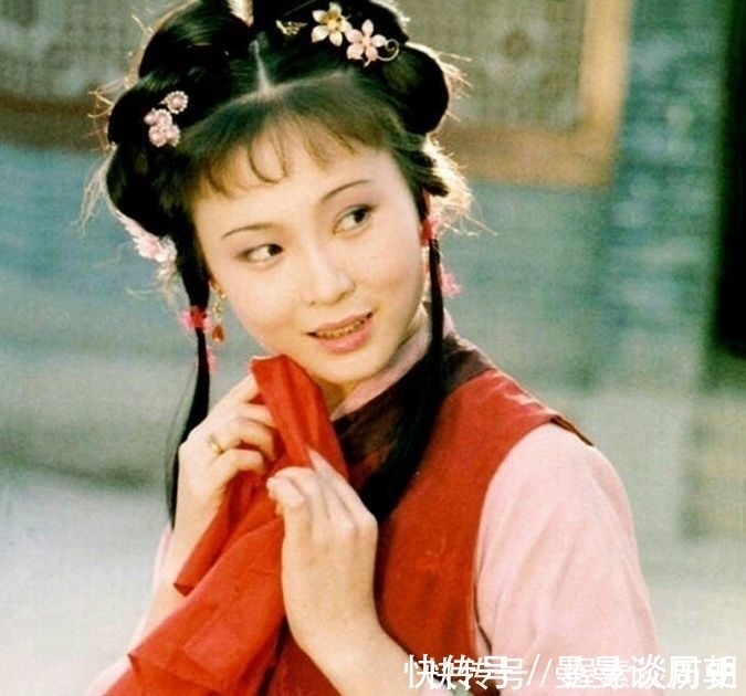 宝玉&红楼梦：曹雪芹太偏爱一个姑娘，林黛玉没得到的，她全得到了