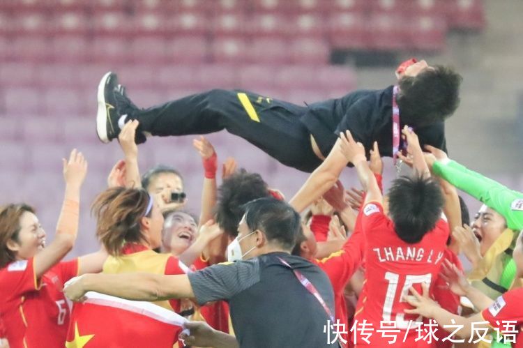 中国女足|女足决赛收视率曝光！0-2落后大批伪球迷不看了，夺冠后突然攀升