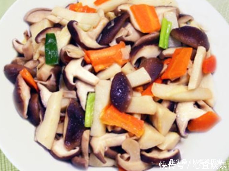 上桌就抢着吃的一道下饭菜,美味简单营养,学会做给家人尝尝